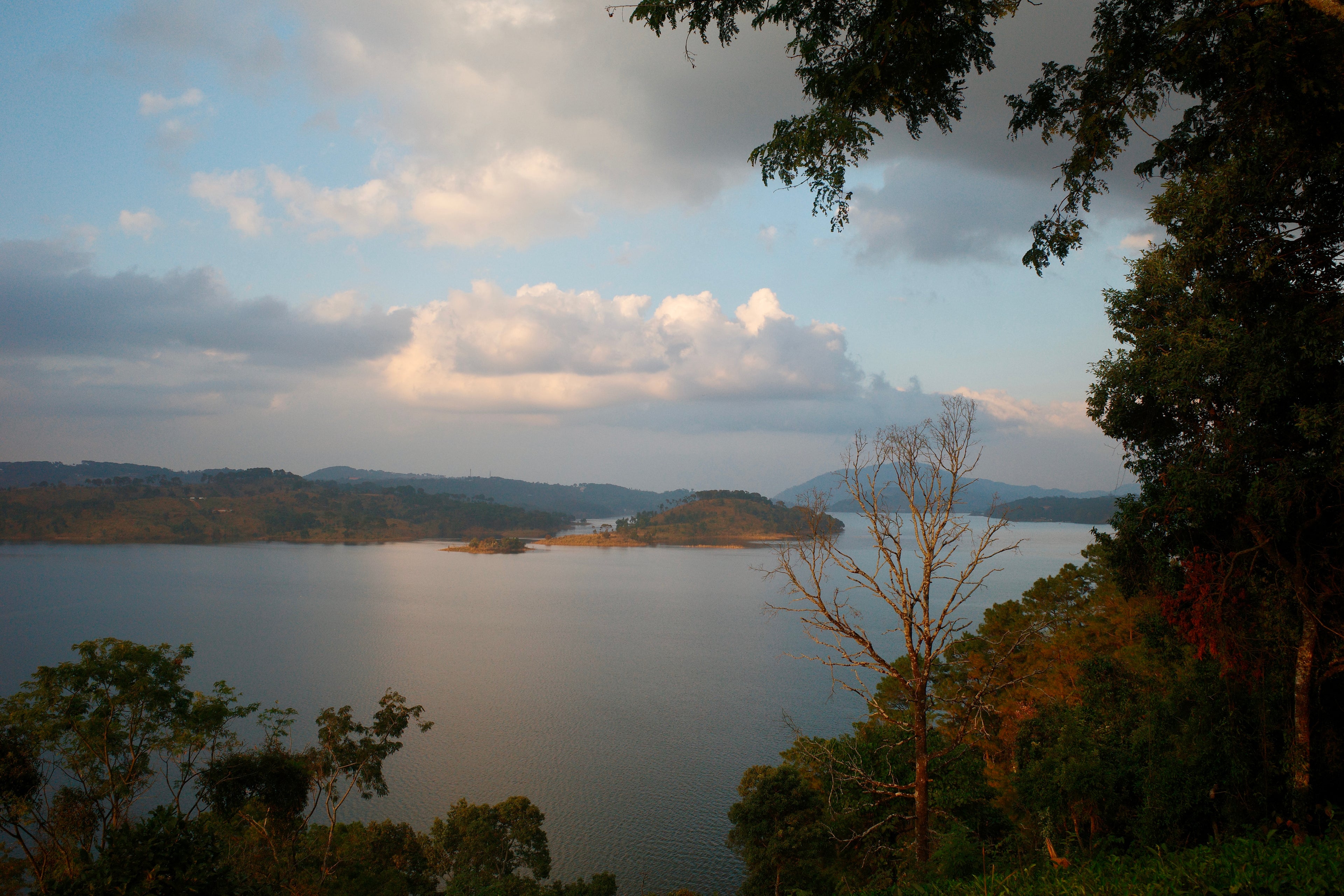LaKyrsiew vista dusk